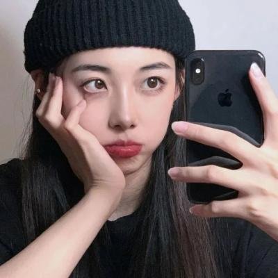 怪物少女妮莫娜